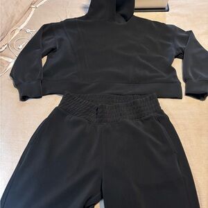 Bailey/44 black Women's Hoodie and Pants Set